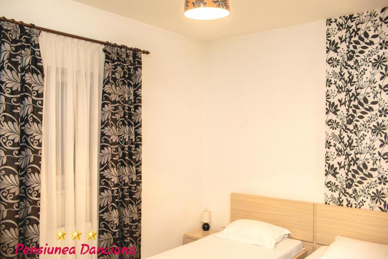 Pension Daciana Bacău Extérieur photo